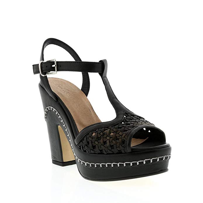 Gregorys T-Strap Woven Platform Sandal