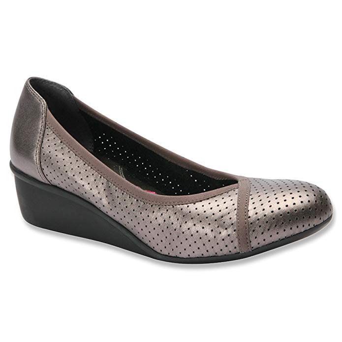 Ros Hommerson Women's Evelyn Lightweight Casual Flats